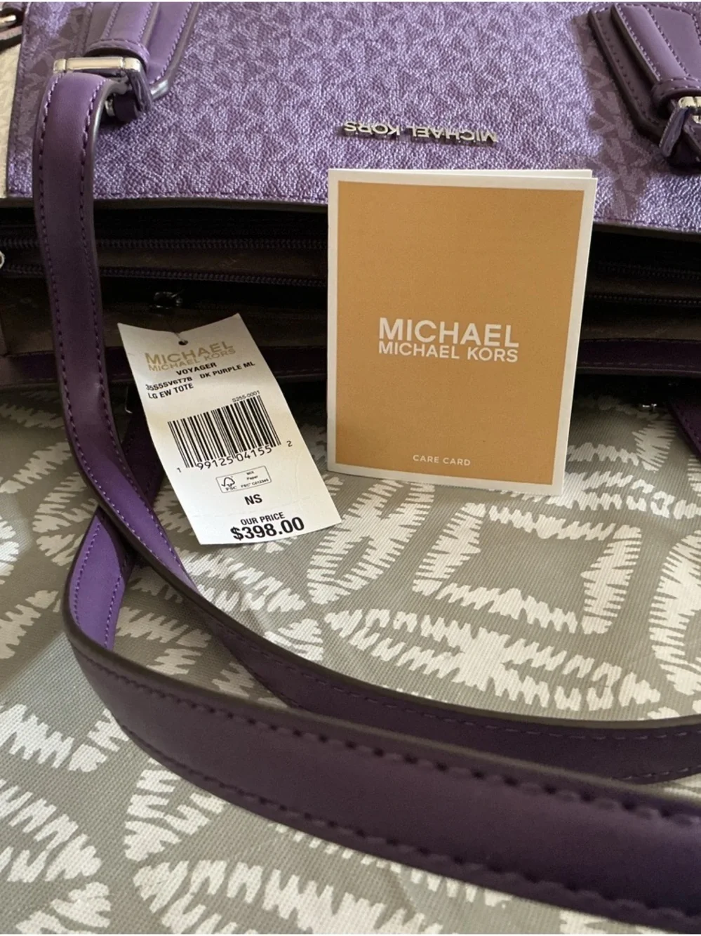 Michael Kors Voyager Large EW Tote Dark Purple Multi NWT $398 - Picture 9 of 16